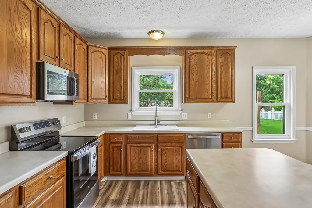 3073 Schoolside Street Murfreesboro TN 37128