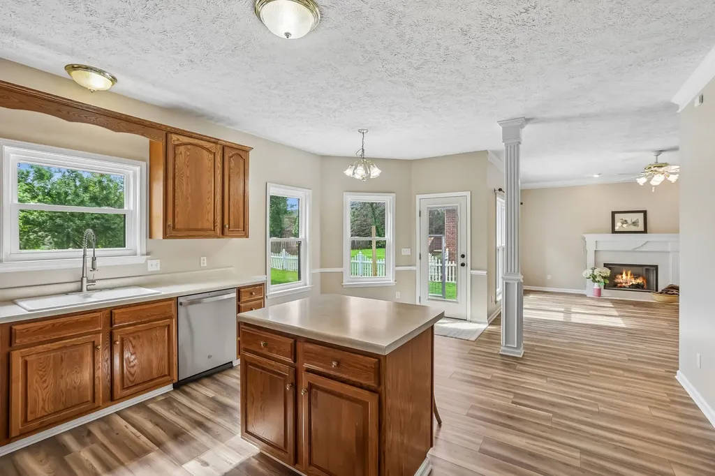 3073 Schoolside Street Murfreesboro TN 37128