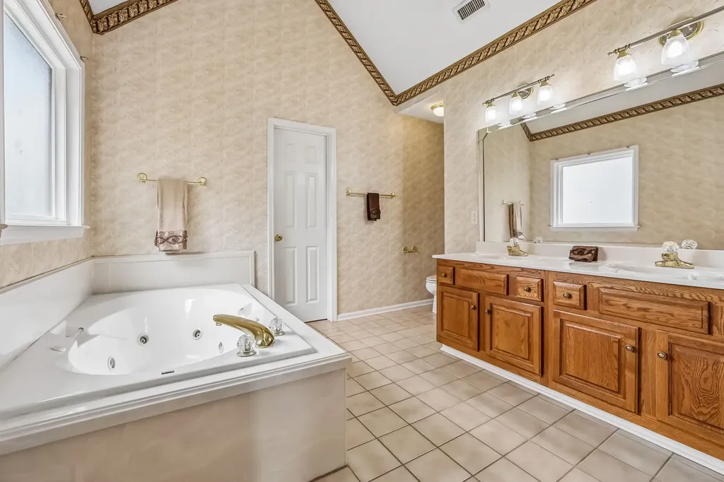 3073 Schoolside Street Murfreesboro TN 37128