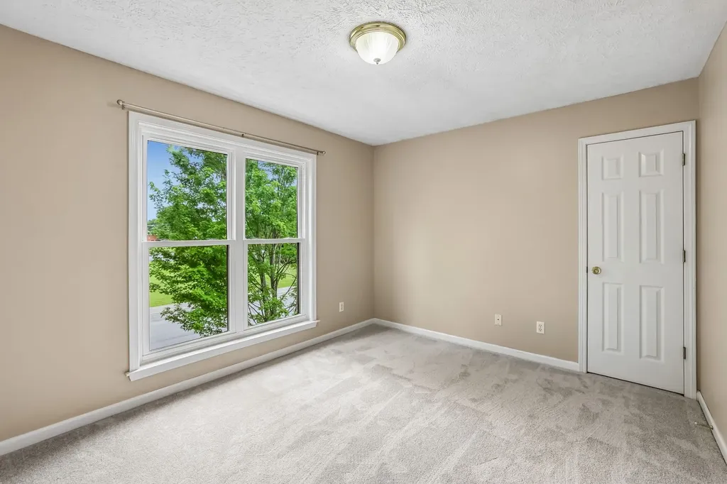 3073 Schoolside Street Murfreesboro TN 37128
