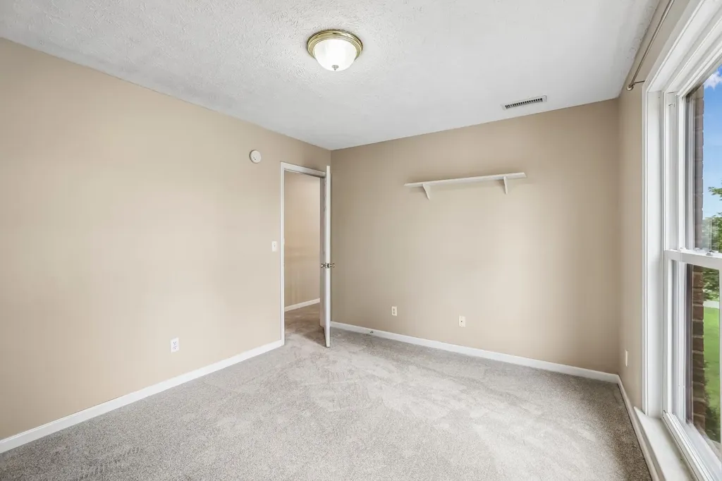 3073 Schoolside Street Murfreesboro TN 37128