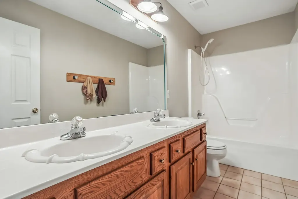 3073 Schoolside Street Murfreesboro TN 37128