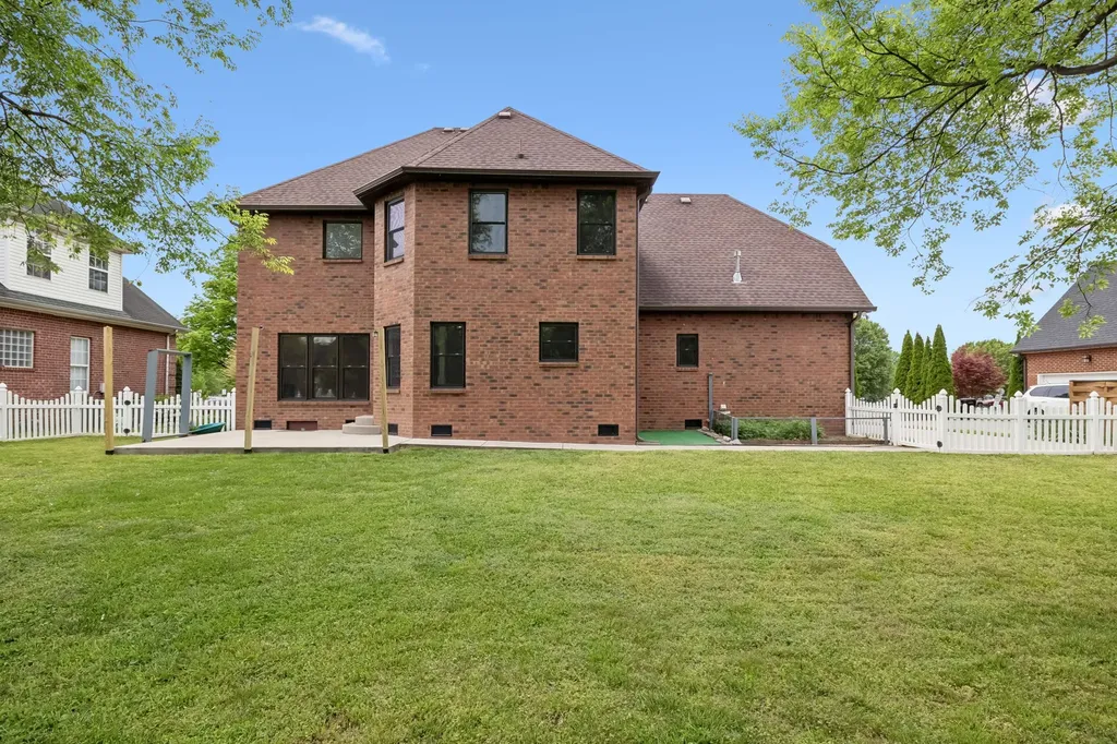 3073 Schoolside Street Murfreesboro TN 37128