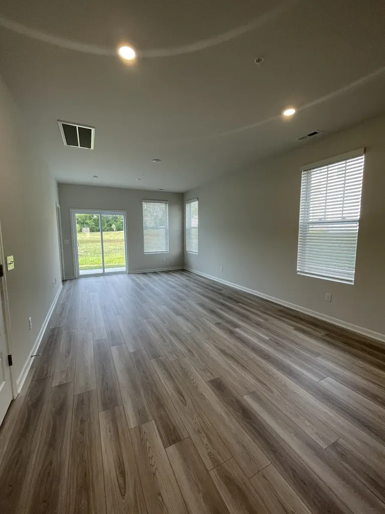 558 Trinity Way Spring Hill TN 37174