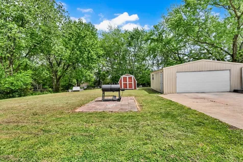 365 Sandlewood Drive Clarksville TN 37040