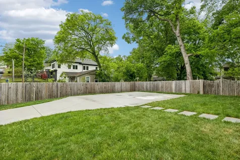 324 S 15th Street Nashville TN 37206