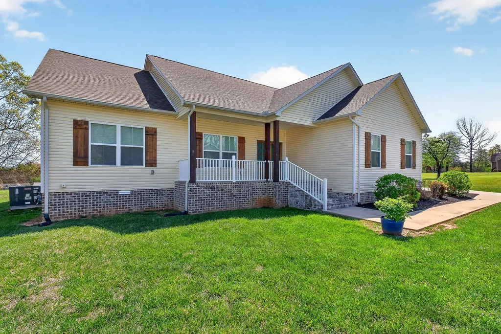 750 Honeysuckle Lane Sparta TN 38583