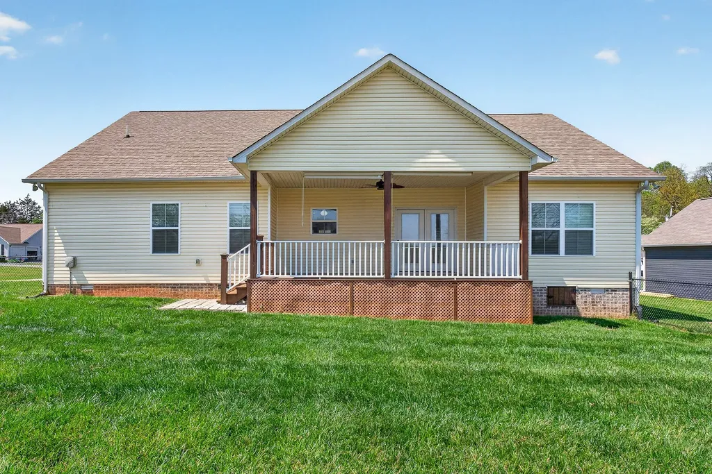 750 Honeysuckle Lane Sparta TN 38583