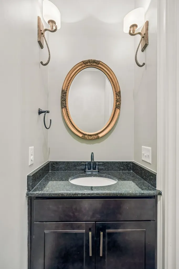 2803A White Oak Drive Nashville TN 37215