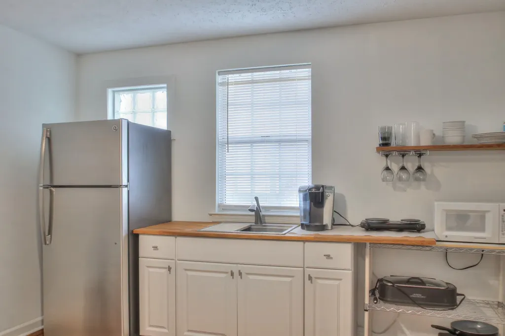 1714B Villa Place Nashville TN 37212