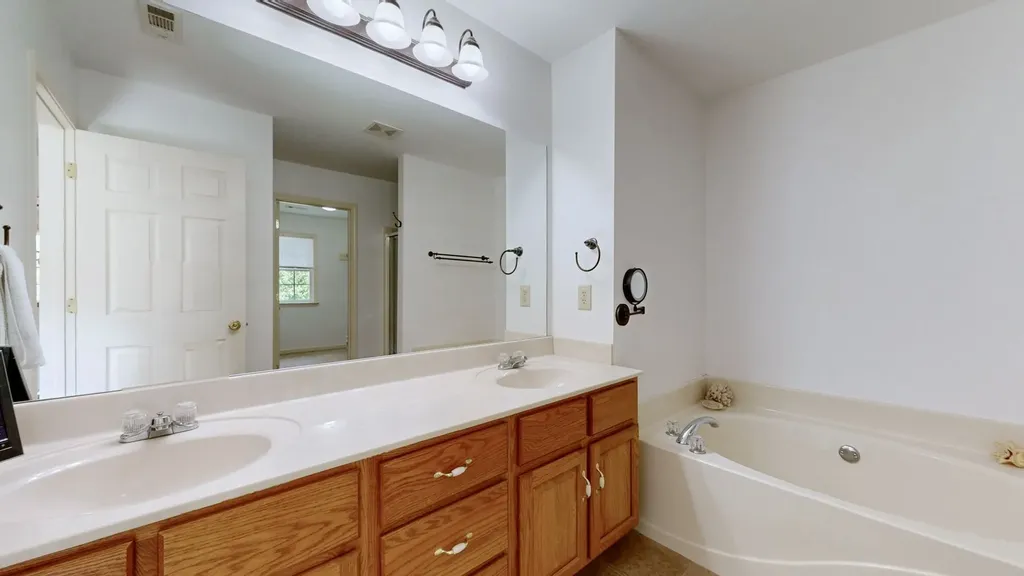 1109 Stonehenge Court Columbia TN 38401
