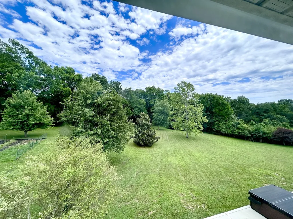 1109 Stonehenge Court Columbia TN 38401