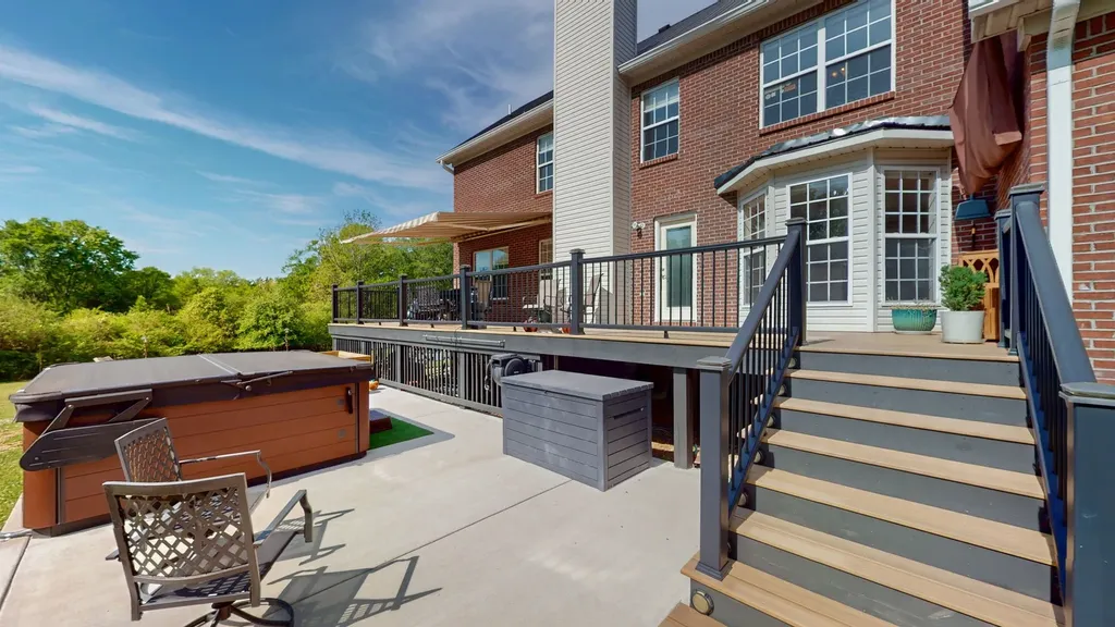 1109 Stonehenge Court Columbia TN 38401