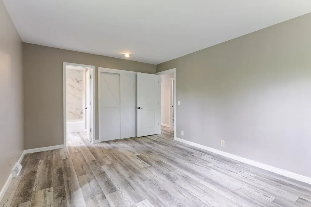 537 Indian Lake Road Hendersonville TN 37075