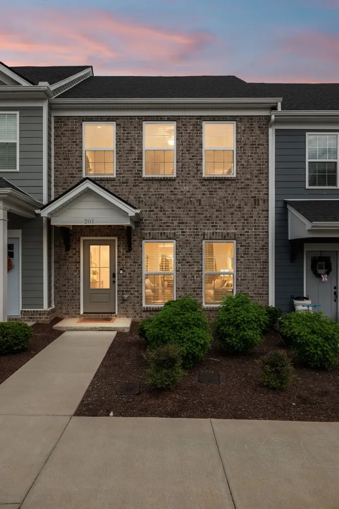 201 Harvard Drive Gallatin TN 37066