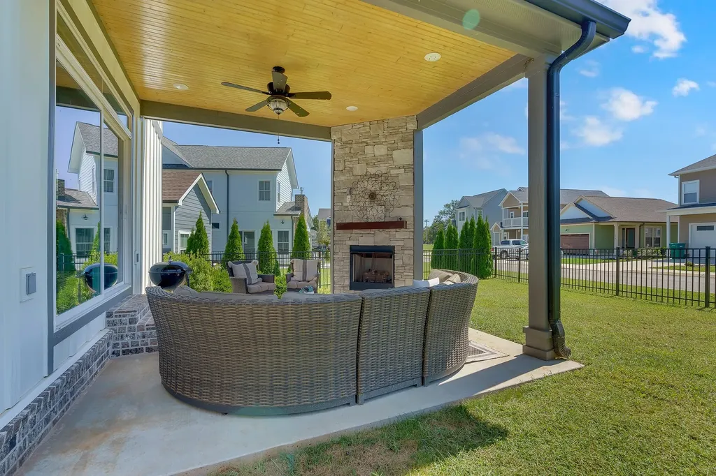 111 Barefoot Way Winchester TN 37398