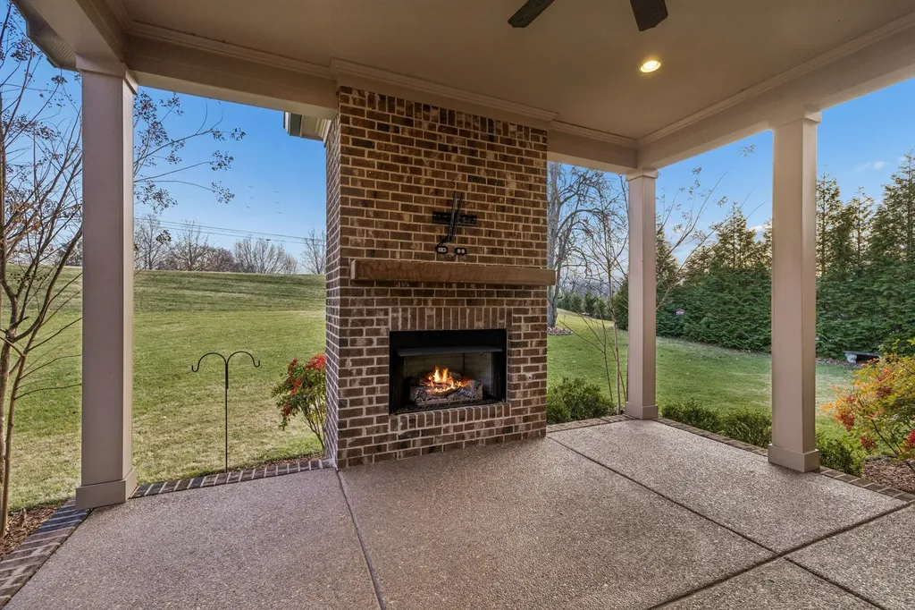 1001 Lawson Lane Nolensville TN 37135