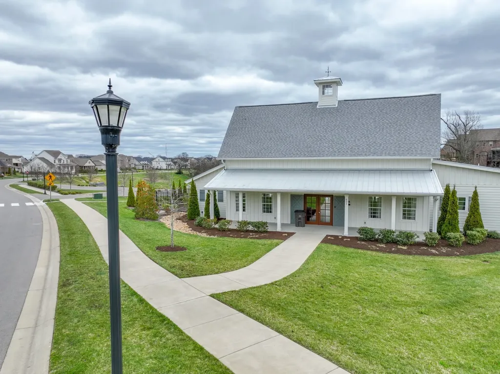 1001 Lawson Lane Nolensville TN 37135