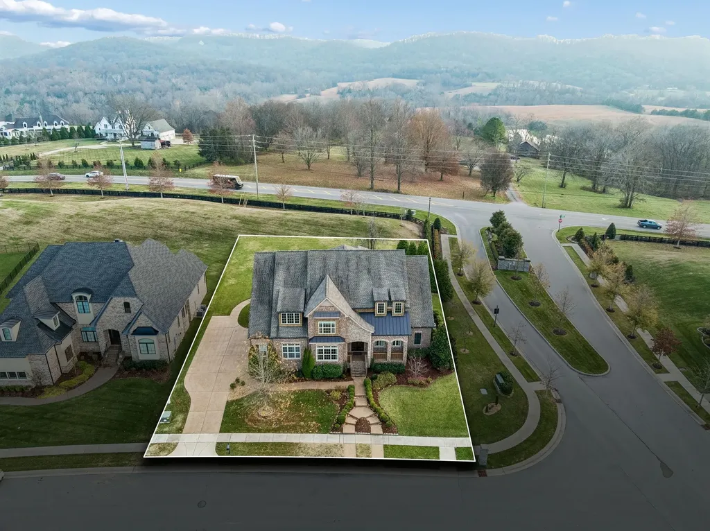 1001 Lawson Lane Nolensville TN 37135