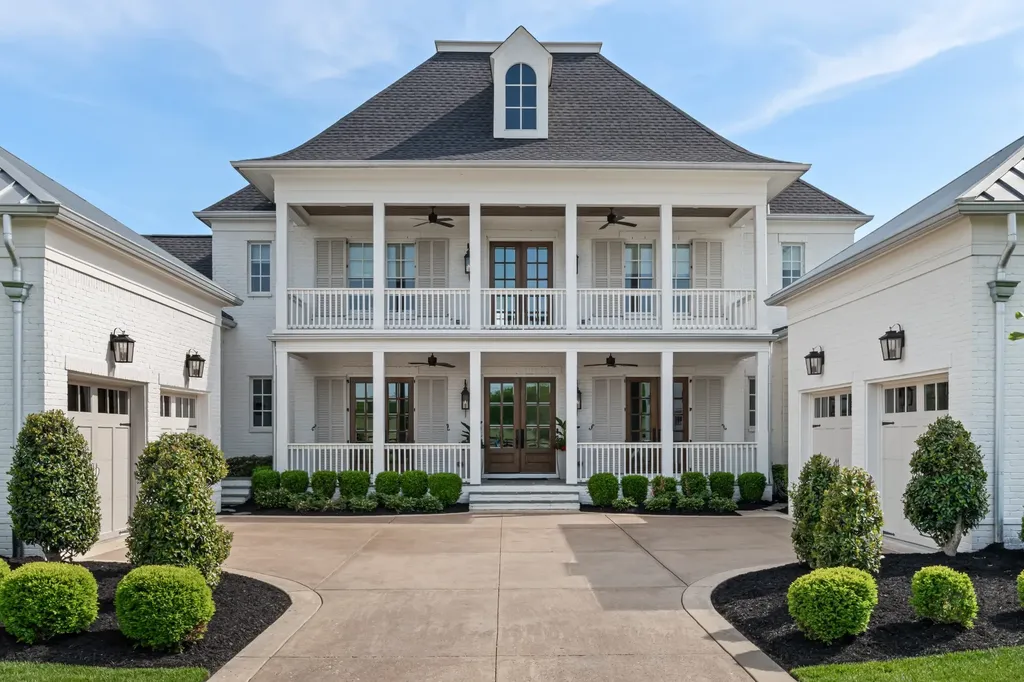 5053 Native Pony Trail College Grove TN 37046