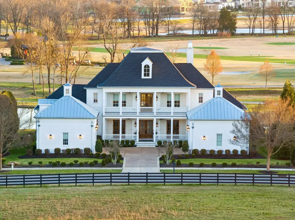 5053 Native Pony Trail College Grove TN 37046