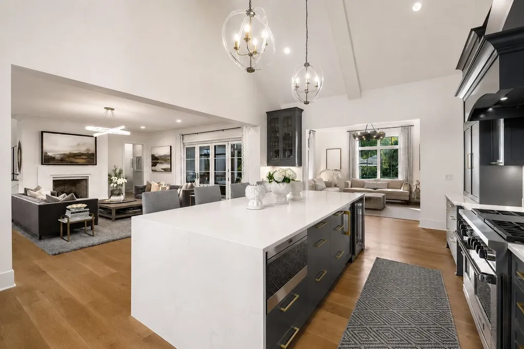115 Page Road Nashville TN 37205