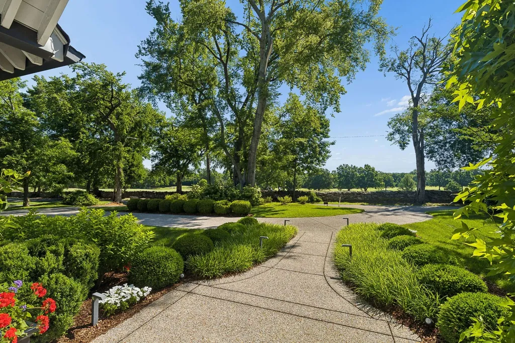 115 Page Road Nashville TN 37205