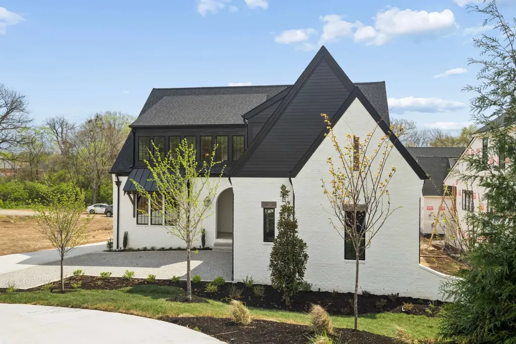5448A Franklin Pike Circle Brentwood TN 37027