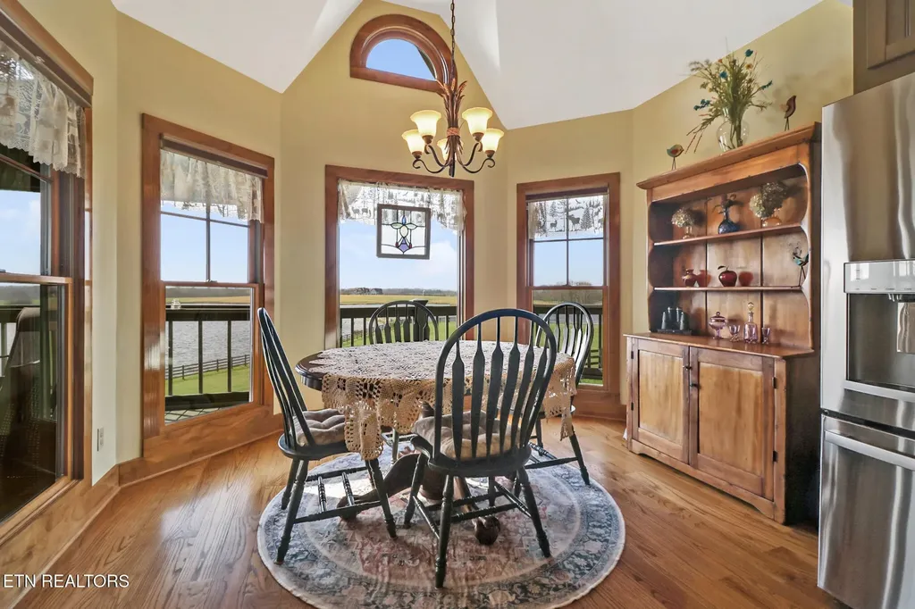 1201 Bridle Trail Spencer TN 38585