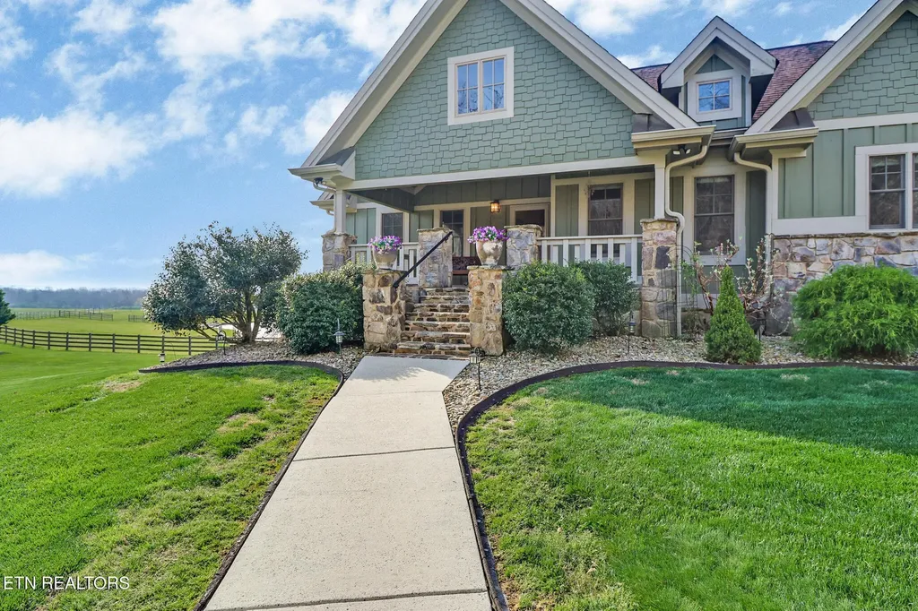 1201 Bridle Trail Spencer TN 38585