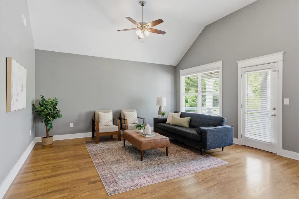 910 Cahal Avenue Nashville TN 37206