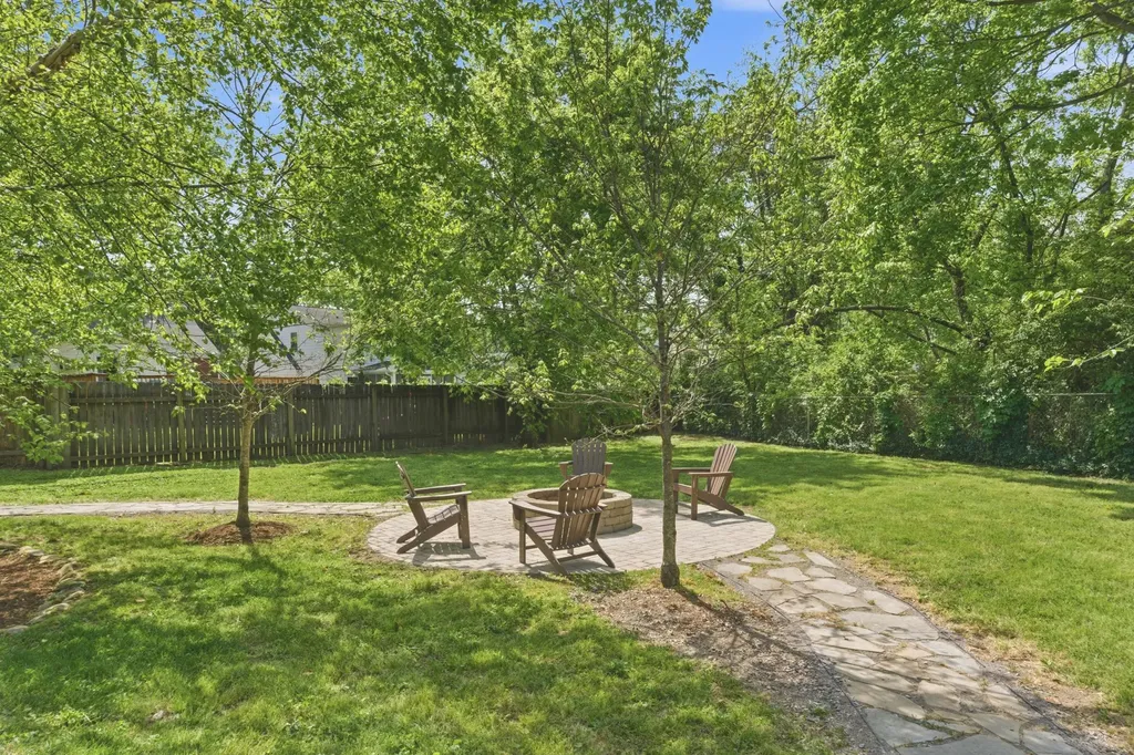 910 Cahal Avenue Nashville TN 37206