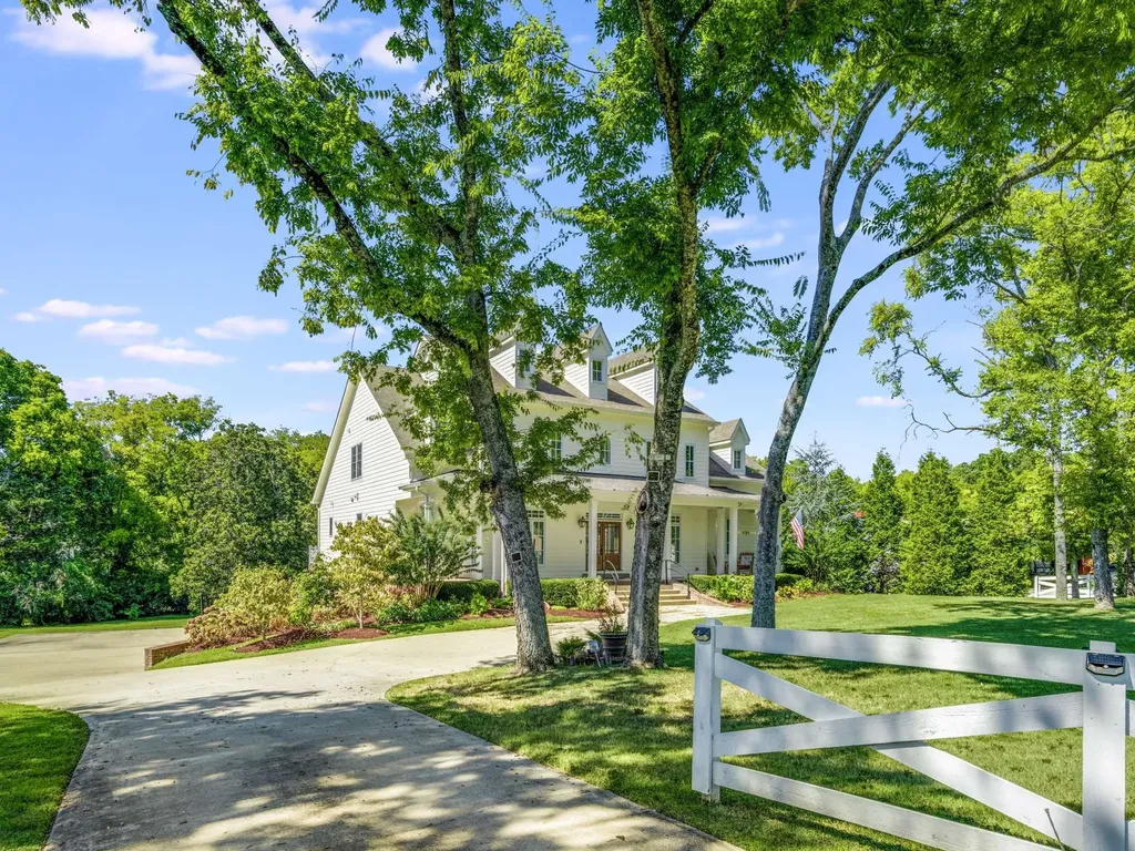 4613 General Lowrey Drive Nashville TN 37215