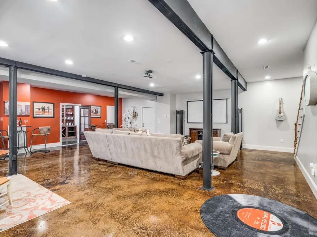 4613 General Lowrey Drive Nashville TN 37215