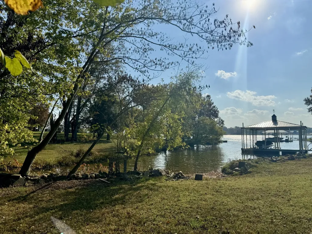 216 Cherokee Road Hendersonville TN 37075