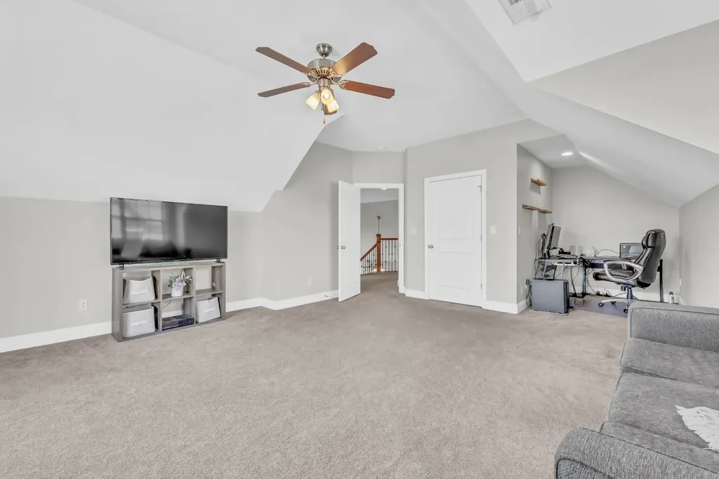 2212 Ellington Gait Drive Clarksville TN 37043