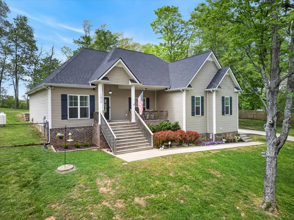 1820 River Road Clarksville TN 37040