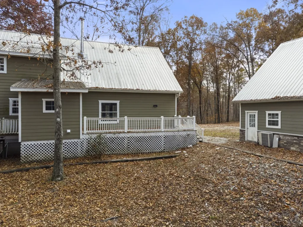 1148 Stoltz Road Centerville TN 37033