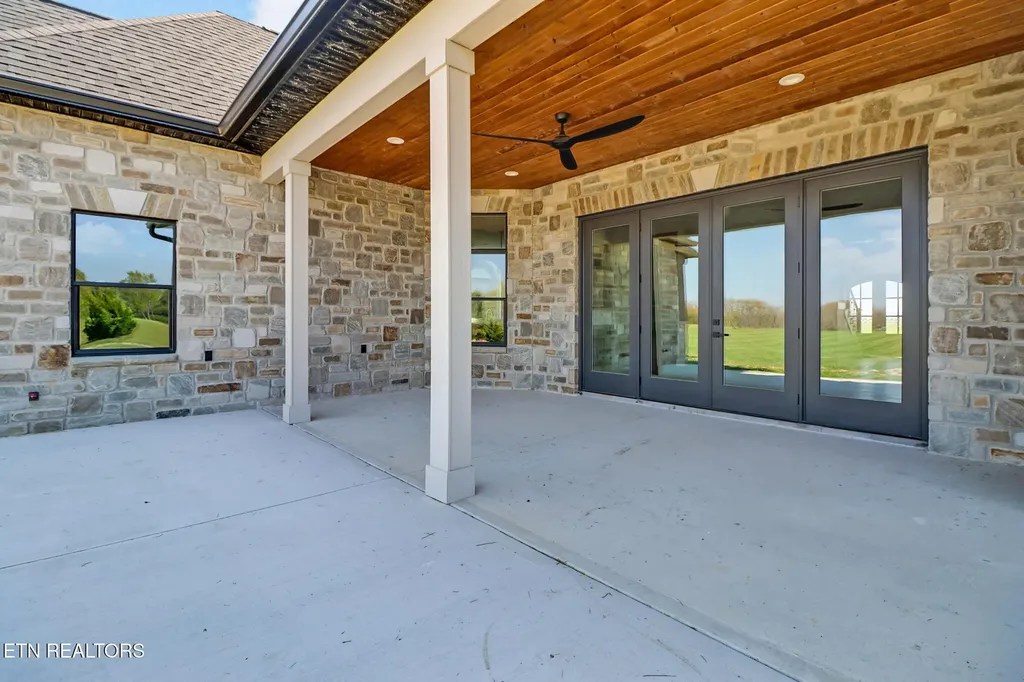 1345 Albert Frye Road Crossville TN 38571