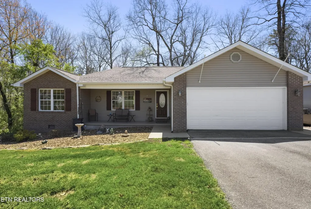 240 Carriage Drive Crossville TN 38555
