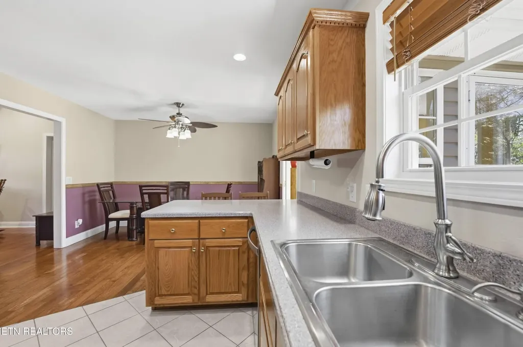 240 Carriage Drive Crossville TN 38555