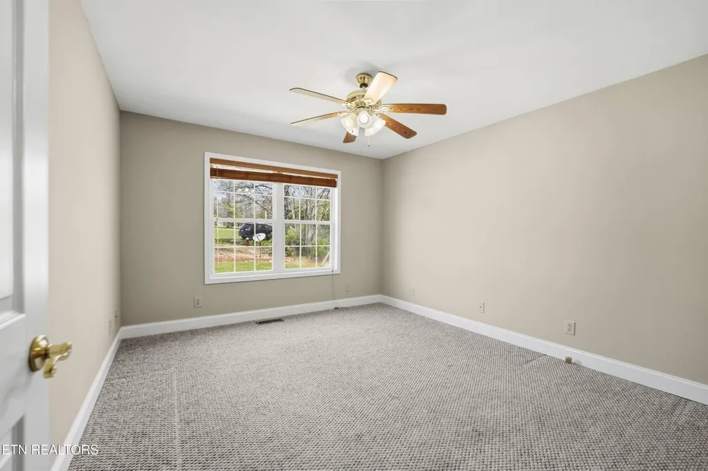 240 Carriage Drive Crossville TN 38555