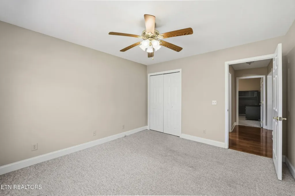 240 Carriage Drive Crossville TN 38555