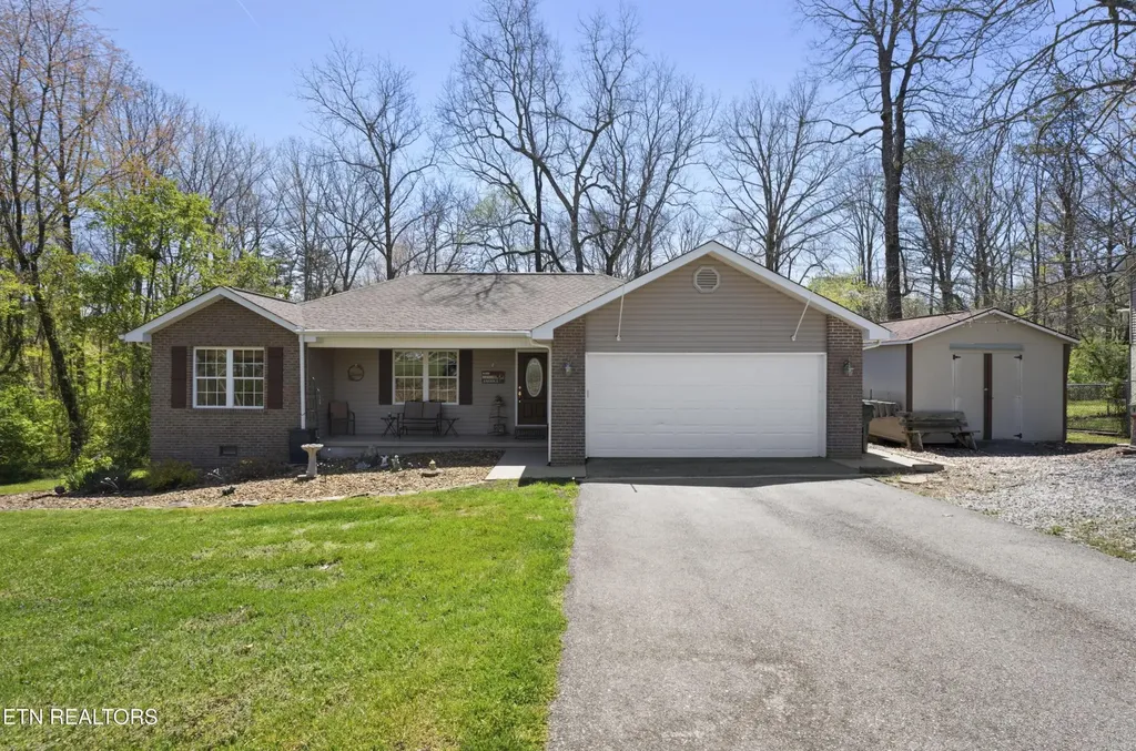 240 Carriage Drive Crossville TN 38555