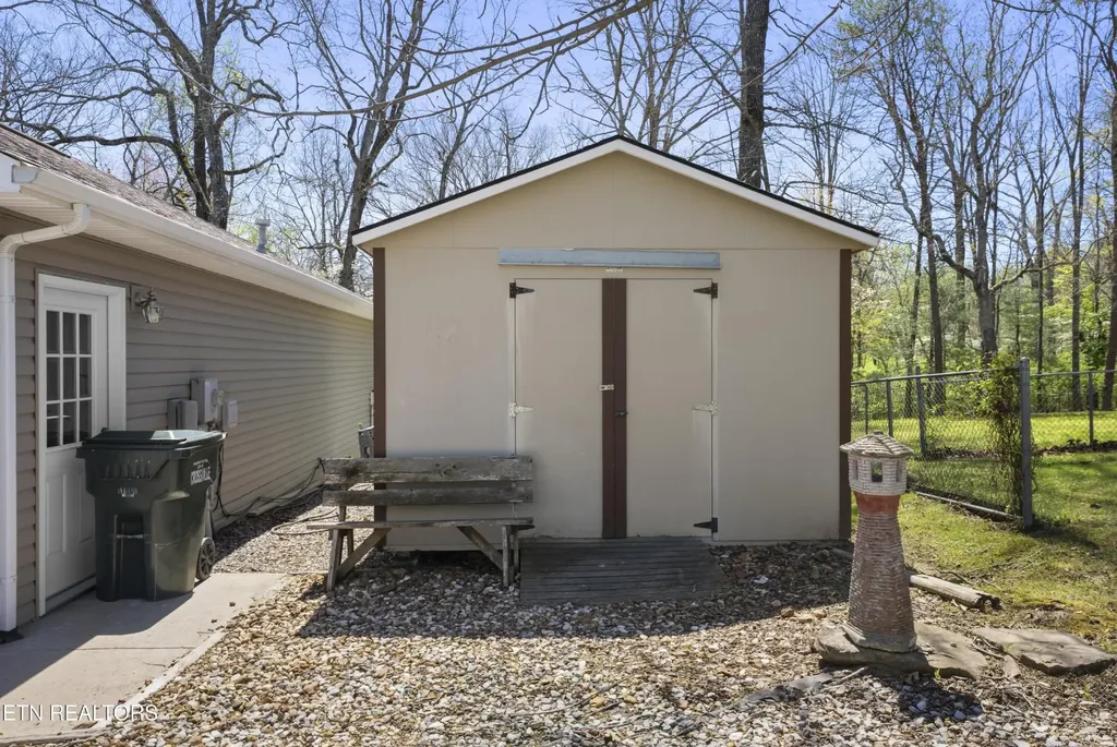 240 Carriage Drive Crossville TN 38555