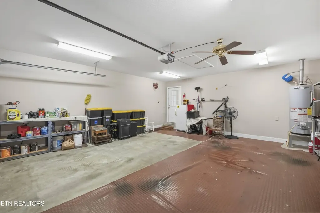 240 Carriage Drive Crossville TN 38555