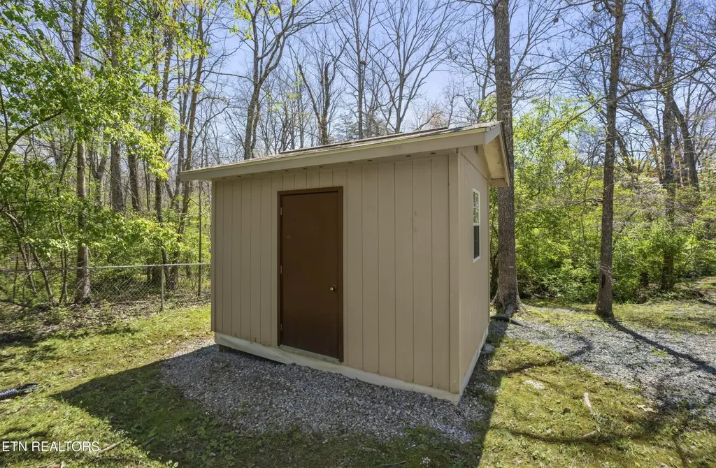 240 Carriage Drive Crossville TN 38555