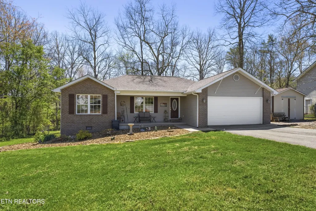 240 Carriage Drive Crossville TN 38555