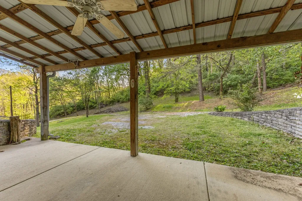 7680 Charlotte Pike Nashville TN 37209