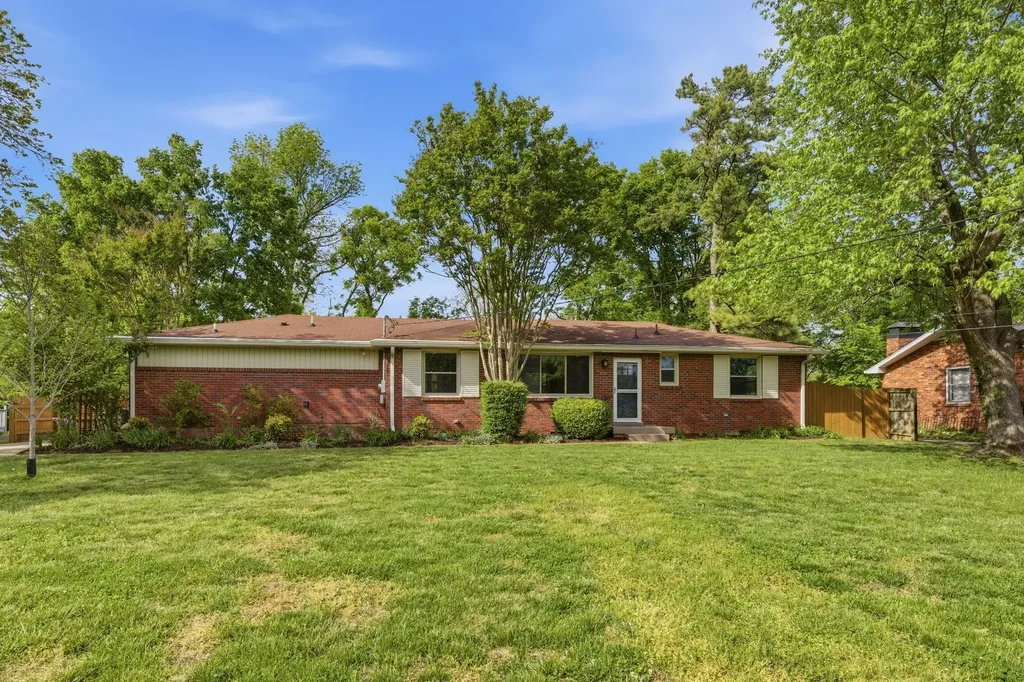 510 Rochelle Drive Nashville TN 37220